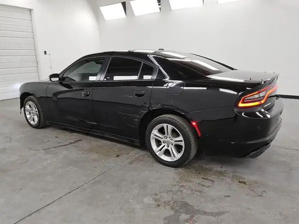 2C3CDXBG0KH707820 2019 DODGE CHARGER - Image 2