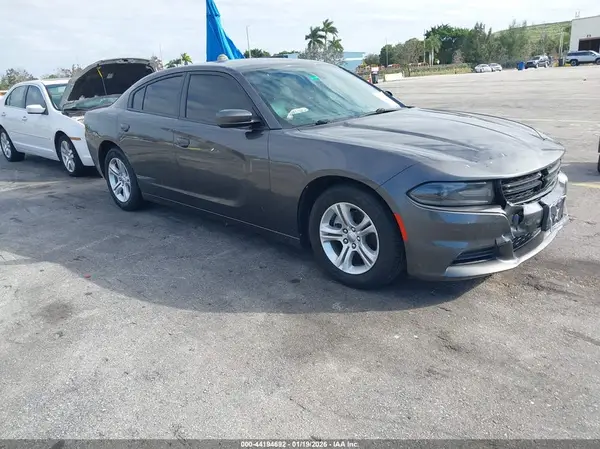 2C3CDXBG0KH711804 2019 DODGE CHARGER - Image 1