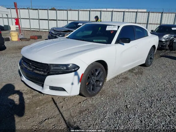 2C3CDXBG0LH208033 2020 DODGE CHARGER - Image 2