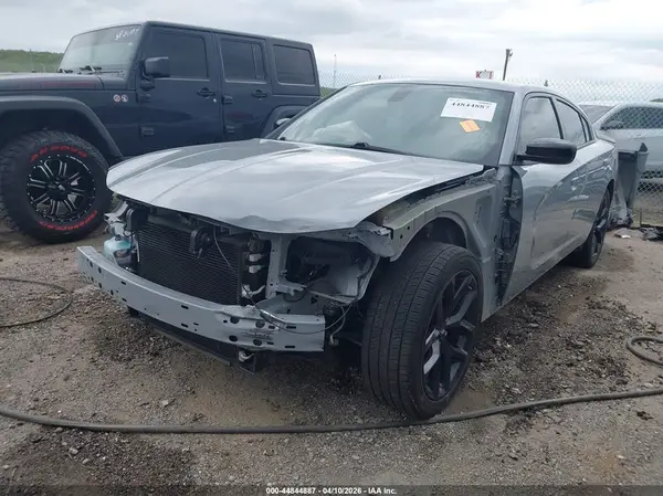 2C3CDXBG0MH570056 2021 DODGE CHARGER - Image 2