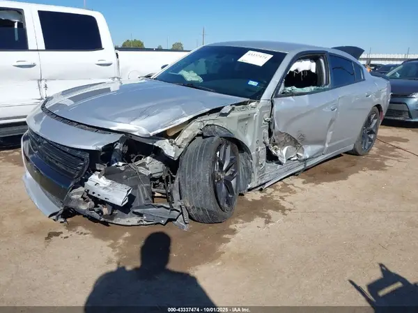 2C3CDXBG0MH678368 2021 DODGE CHARGER - Image 2