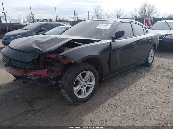 2C3CDXBG0PH698138 2023 DODGE CHARGER - Image 2
