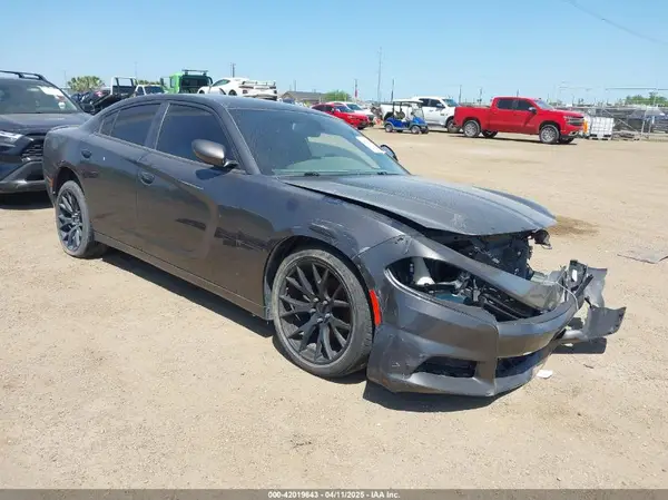 2C3CDXBG1GH174724 2016 DODGE CHARGER - Image 1