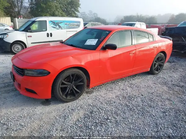 2C3CDXBG1GH318904 2016 DODGE CHARGER - Image 2