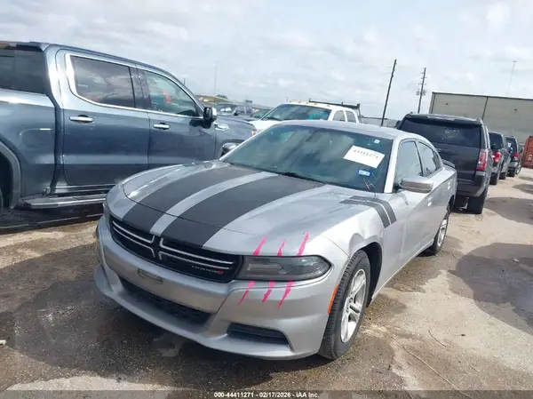 2C3CDXBG1HH546435 2017 DODGE CHARGER - Image 2