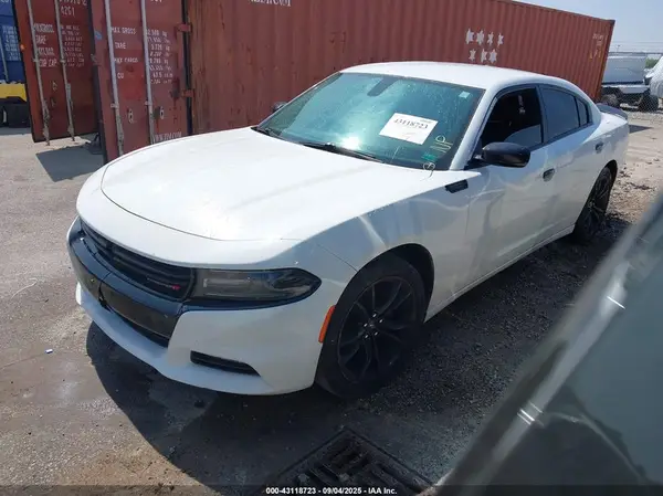 2C3CDXBG1HH643487 2017 DODGE CHARGER - Image 2