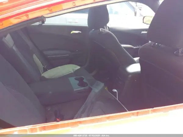 2C3CDXBG1JH140824 2018 DODGE CHARGER - Image 8