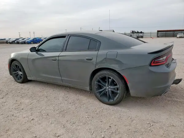 2C3CDXBG1JH157526 2018 DODGE CHARGER - Image 2