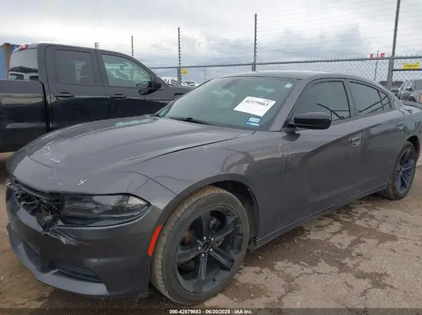 2C3CDXBG1JH157817 2018 DODGE CHARGER - Image 2
