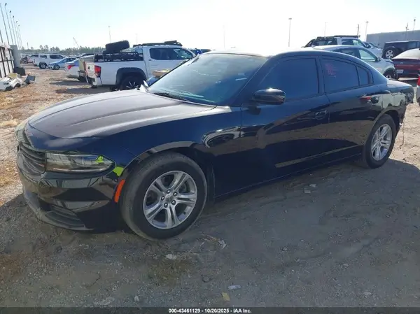 2C3CDXBG1JH173838 2018 DODGE CHARGER - Image 2