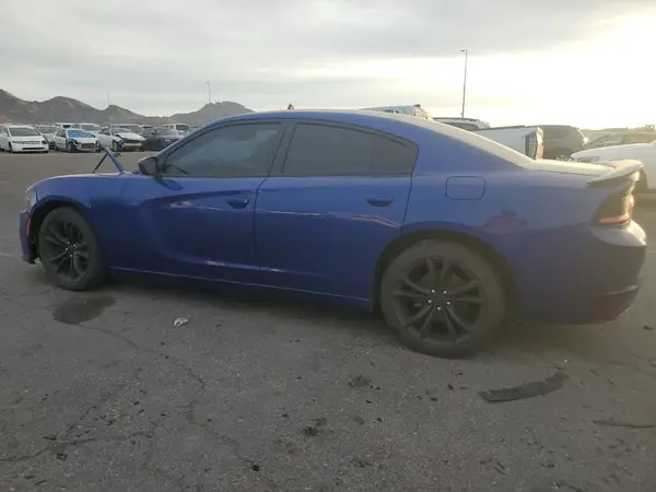 2C3CDXBG1JH185908 2018 DODGE CHARGER - Image 2