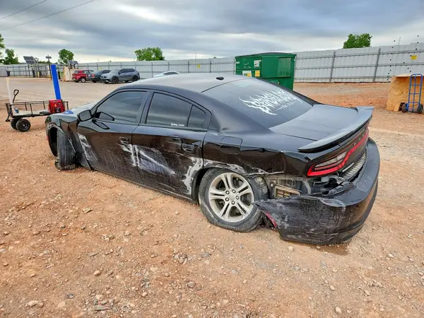 2C3CDXBG1JH186511 2018 DODGE CHARGER - Image 2