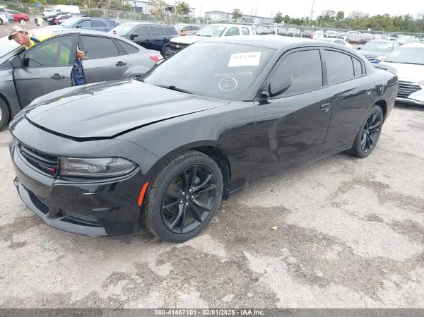 2C3CDXBG1JH206482 2018 DODGE CHARGER - Image 2