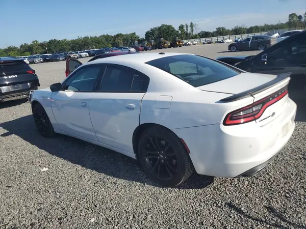 2C3CDXBG1JH217904 2018 DODGE CHARGER - Image 2