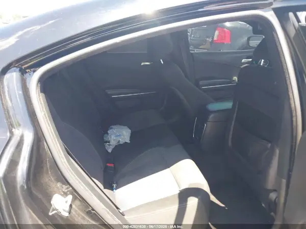 2C3CDXBG1JH239191 2018 DODGE CHARGER - Image 8