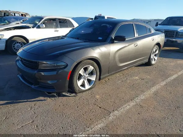 2C3CDXBG1JH247761 2018 DODGE CHARGER - Image 2
