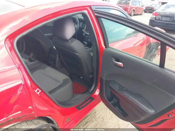 2C3CDXBG1JH248005 2018 DODGE CHARGER - Image 8
