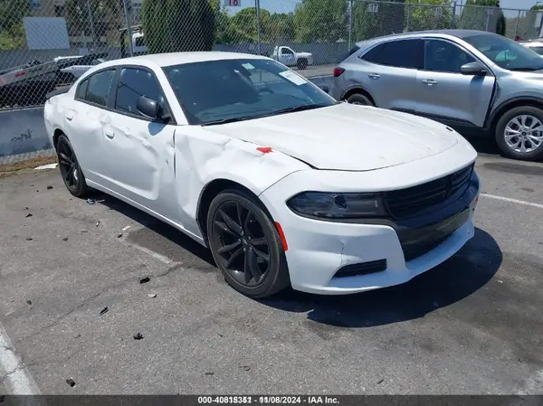 2C3CDXBG1JH277536 2018 DODGE CHARGER - Image 1