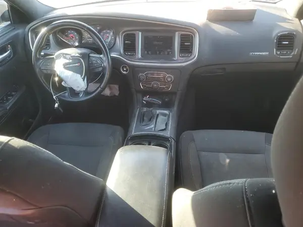 2C3CDXBG1JH306775 2018 DODGE CHARGER - Image 8