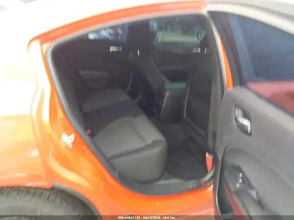 2C3CDXBG1JH313628 2018 DODGE CHARGER - Image 8