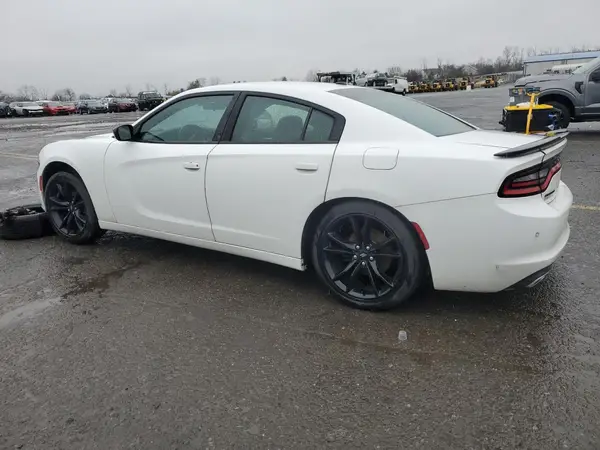 2C3CDXBG1JH329201 2018 DODGE CHARGER - Image 2