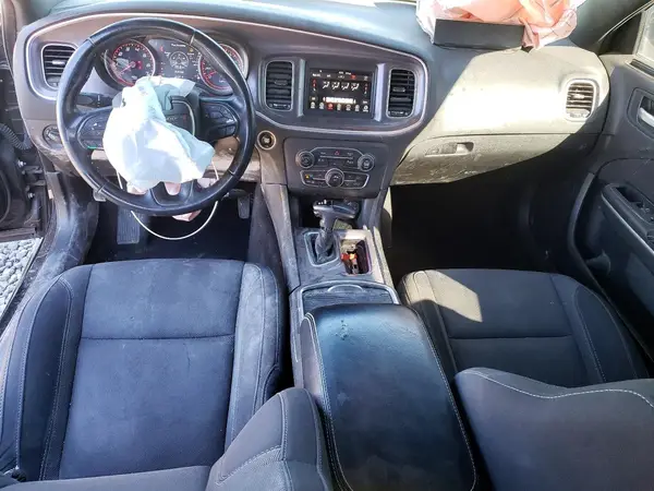 2C3CDXBG1KH537497 2019 DODGE CHARGER - Image 8