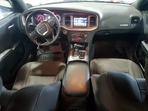 2C3CDXBG1KH572038 2019 DODGE CHARGER - Image 8