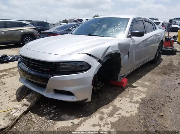 2C3CDXBG1KH604695 2019 DODGE CHARGER - Image 2