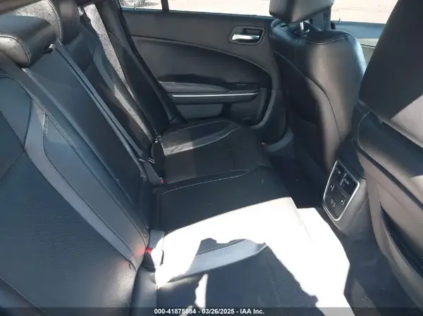 2C3CDXBG1KH656974 2019 DODGE CHARGER - Image 8