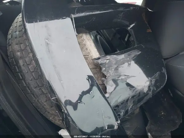 2C3CDXBG1KH657817 2019 DODGE CHARGER - Image 8