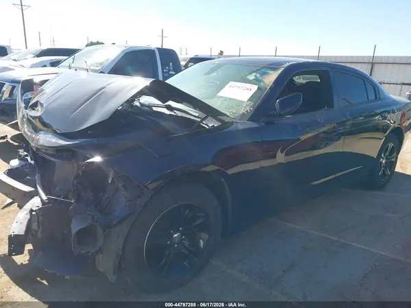 2C3CDXBG1KH658014 2019 DODGE CHARGER - Image 2