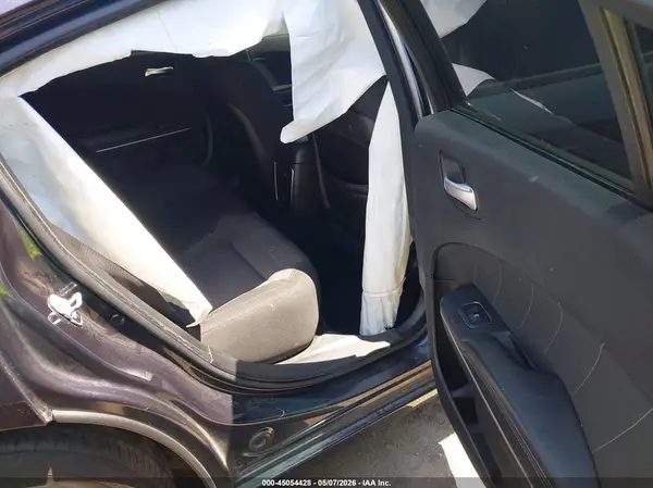 2C3CDXBG1KH664282 2019 DODGE CHARGER - Image 8