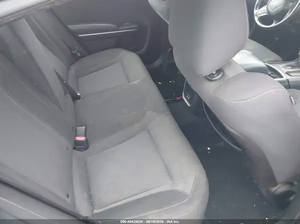 2C3CDXBG1KH664993 2019 DODGE CHARGER - Image 8