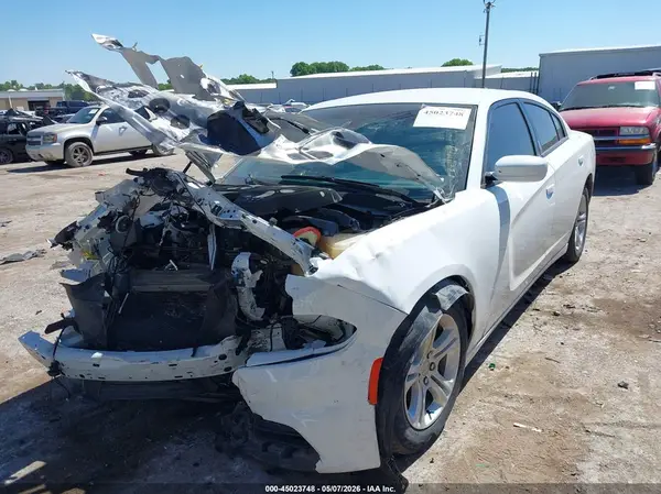 2C3CDXBG1KH673418 2019 DODGE CHARGER - Image 2