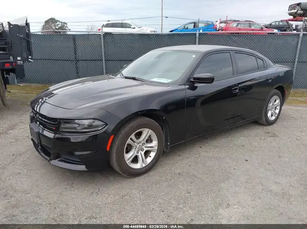 2C3CDXBG1KH684869 2019 DODGE CHARGER - Image 2