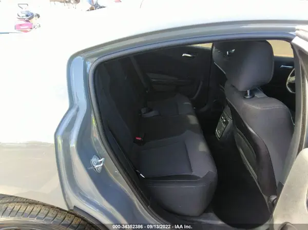 2C3CDXBG1KH685598 2019 DODGE CHARGER - Image 8