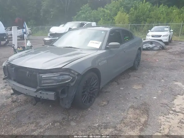 2C3CDXBG1KH695726 2019 DODGE CHARGER - Image 2