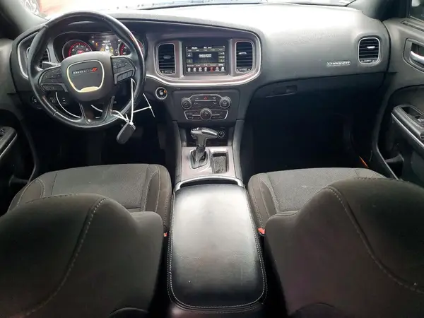 2C3CDXBG1KH699498 2019 DODGE CHARGER - Image 8