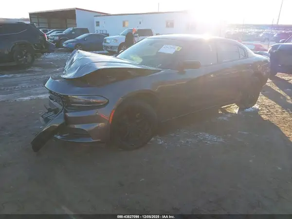 2C3CDXBG1KH720074 2019 DODGE CHARGER - Image 2