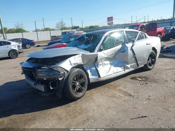2C3CDXBG1KH720219 2019 DODGE CHARGER - Image 2