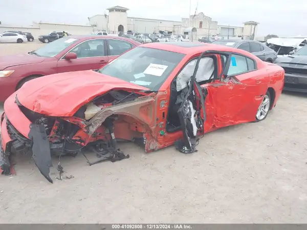 2C3CDXBG1KH720821 2019 DODGE CHARGER - Image 2