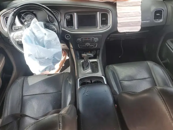 2C3CDXBG1KH724982 2019 DODGE CHARGER - Image 8