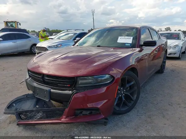 2C3CDXBG1KH732497 2019 DODGE CHARGER - Image 2