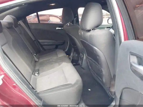 2C3CDXBG1KH732497 2019 DODGE CHARGER - Image 8