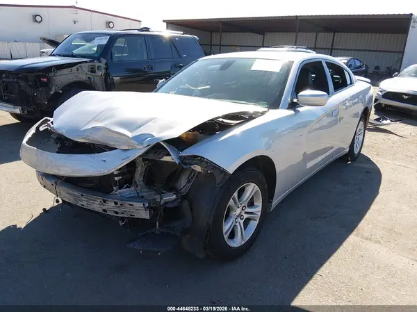 2C3CDXBG1LH139899 2020 DODGE CHARGER - Image 2
