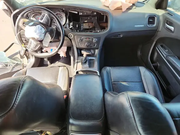 2C3CDXBG1LH211586 2020 DODGE CHARGER - Image 8