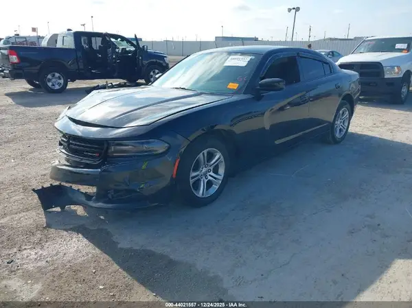 2C3CDXBG1LH234348 2020 DODGE CHARGER - Image 2