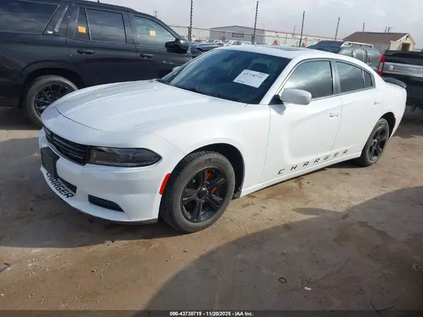 2C3CDXBG1NH204639 2022 DODGE CHARGER - Image 2