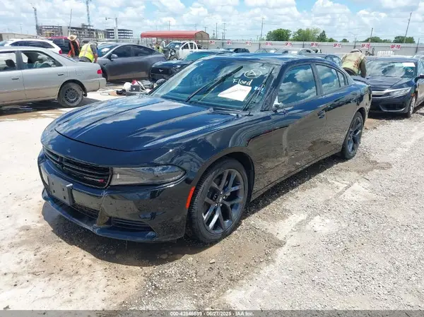 2C3CDXBG1PH555117 2023 DODGE CHARGER - Image 2