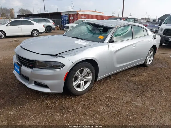 2C3CDXBG1PH584536 2023 DODGE CHARGER - Image 2